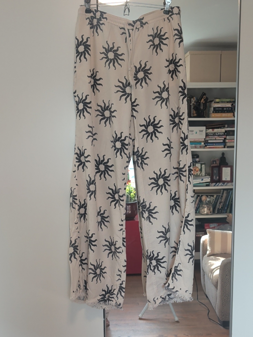 H&M Beige Wide-Leg Pants with Black Sun Print